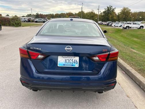 2023 Nissan Altima 2.5 SR