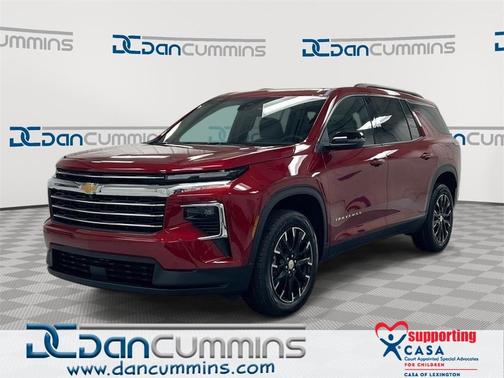 2025 Chevrolet Traverse LT