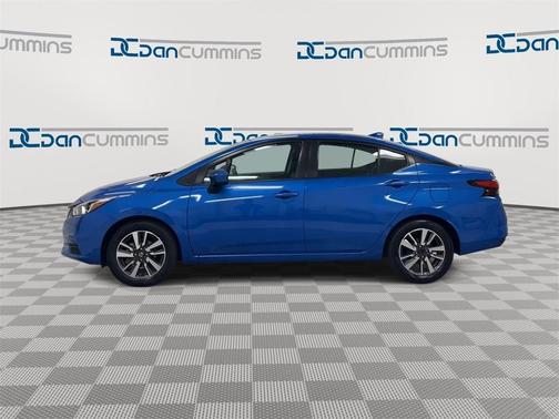 2022 Nissan Versa 1.6 SV