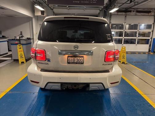 2017 Nissan Armada Platinum