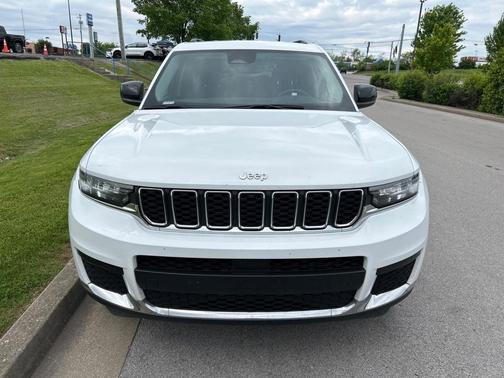2023 Jeep Grand Cherokee L Laredo