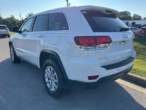 2022 Jeep Grand Cherokee WK Laredo
