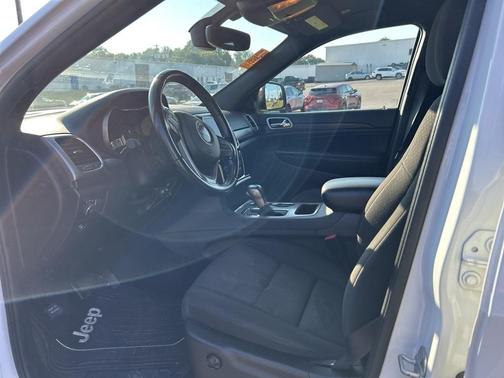 2022 Jeep Grand Cherokee WK Laredo