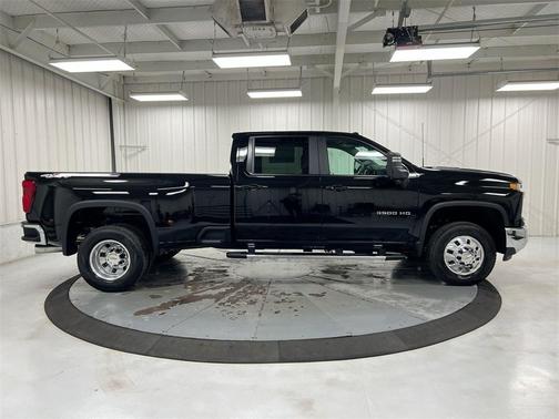 2026 Chevrolet Silverado 3500 LT