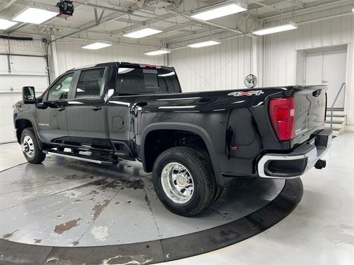 2026 Chevrolet Silverado 3500 LT