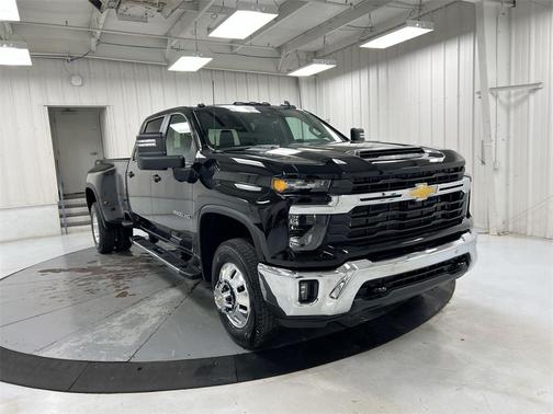 2026 Chevrolet Silverado 3500 LT