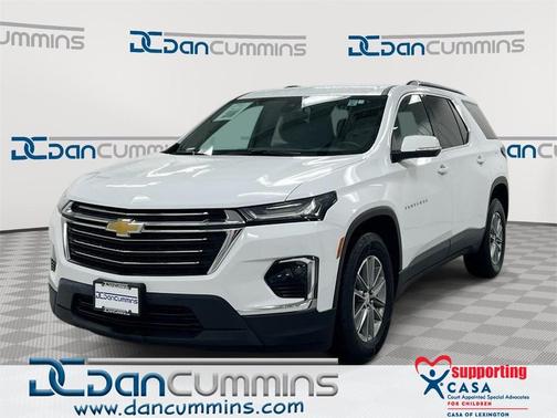 2023 Chevrolet Traverse LT Cloth