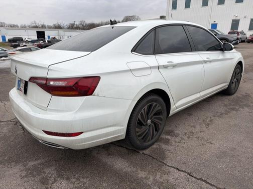 2019 Volkswagen Jetta 1.4T SEL Premium