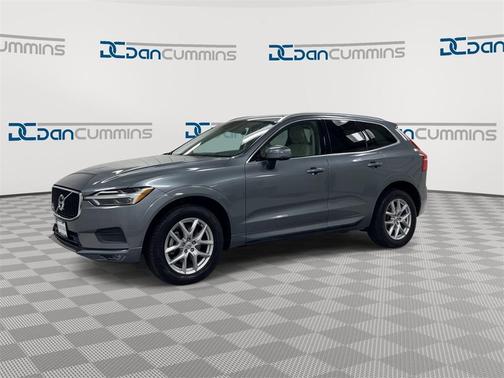 2021 Volvo XC60 T5 Momentum
