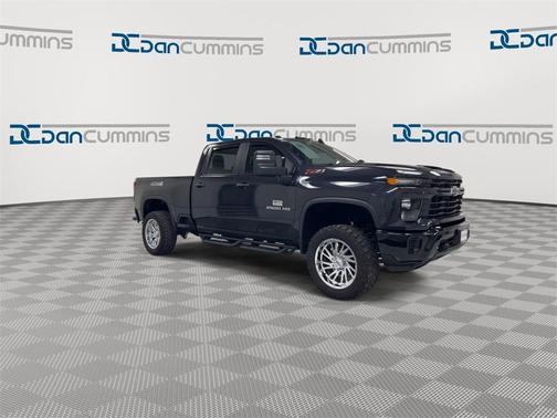 2024 Chevrolet Silverado 2500 Custom