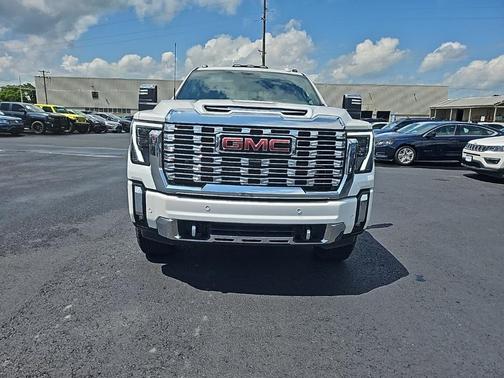 2025 GMC Sierra 3500 Denali