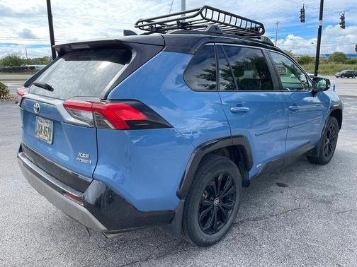 2022 Toyota RAV4 Hybrid XSE