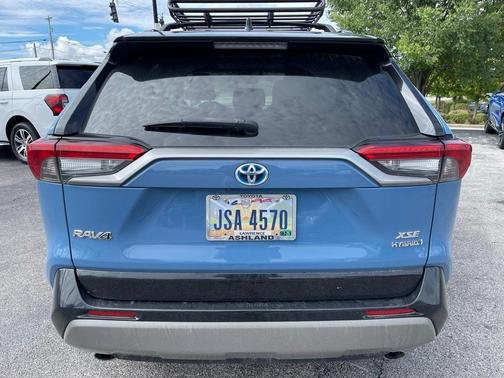 2022 Toyota RAV4 Hybrid XSE