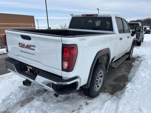 2024 GMC Sierra 2500 Pro