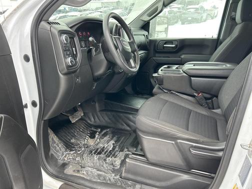 2024 GMC Sierra 2500 Pro