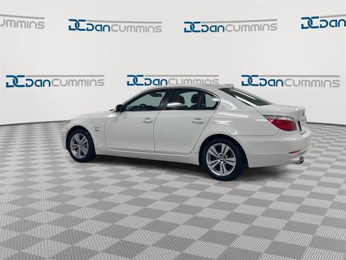 2009 BMW 528 i xDrive
