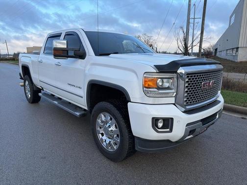 2016 GMC Sierra 2500 Denali