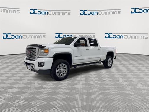 2016 GMC Sierra 2500 Denali