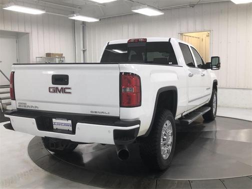 2016 GMC Sierra 2500 Denali