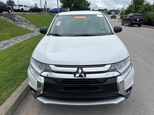 2018 Mitsubishi Outlander ES