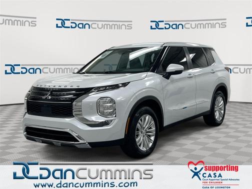 2023 Mitsubishi Outlander ES