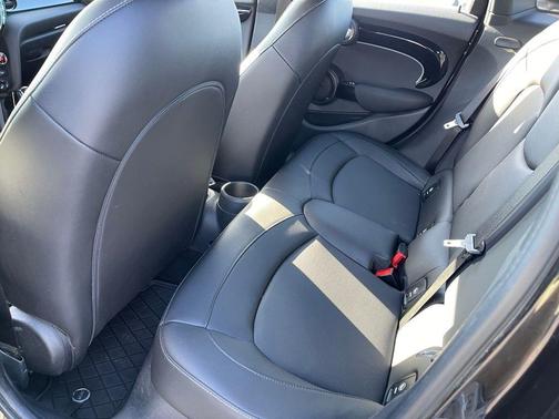 Midnight Black Metallic 2022 MINI Hardtop Cooper