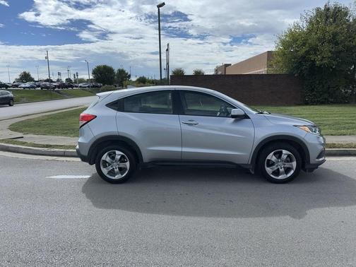 2021 Honda HR-V LX