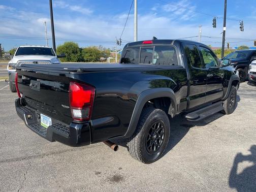 2019 Toyota Tacoma SR