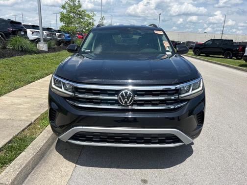 2022 Volkswagen Atlas 2.0T SE w/Technology