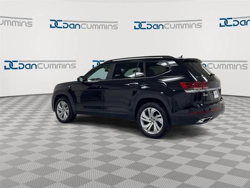 2022 Volkswagen Atlas 2.0T SE w/Technology