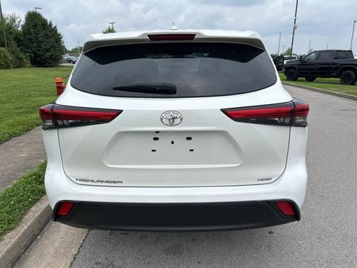 2020 Toyota Highlander L