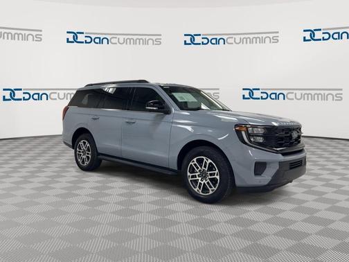 Gray Metallic 2026 Ford Expedition Active