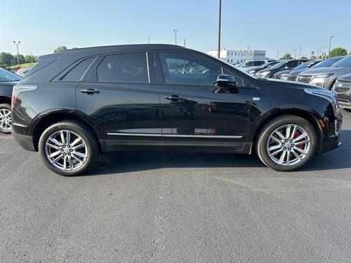 2023 Cadillac XT5 Sport