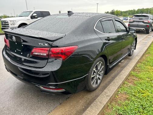 2017 Acura TLX V6 w/Technology Package