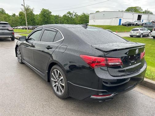 2017 Acura TLX V6 w/Technology Package