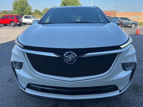 2022 Buick Enclave Essence
