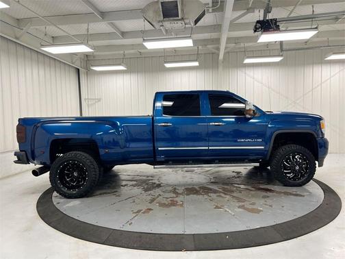 2015 GMC Sierra 3500 Denali