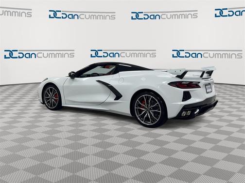 2025 Chevrolet Corvette Stingray w/2LT