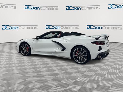 2025 Chevrolet Corvette Stingray w/2LT