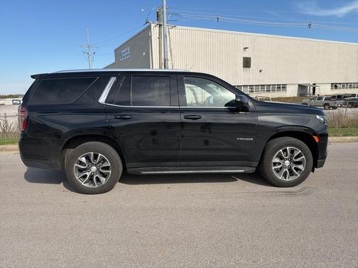 2023 Chevrolet Tahoe LS