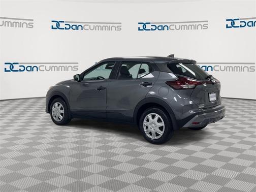 2023 Nissan Kicks S