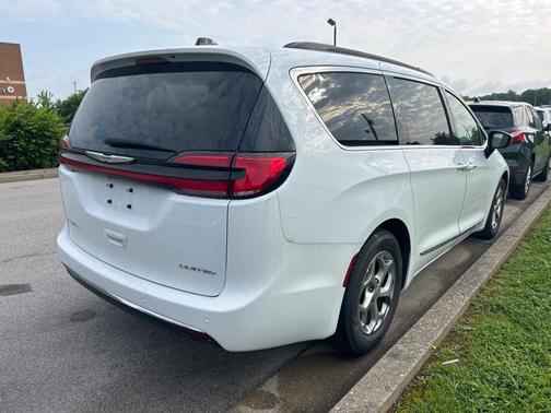 2023 Chrysler Pacifica Limited