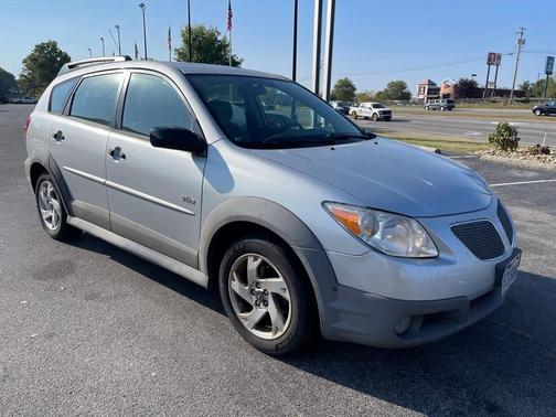 2005 Pontiac Vibe 