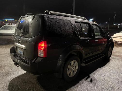 2012 Nissan Pathfinder SV