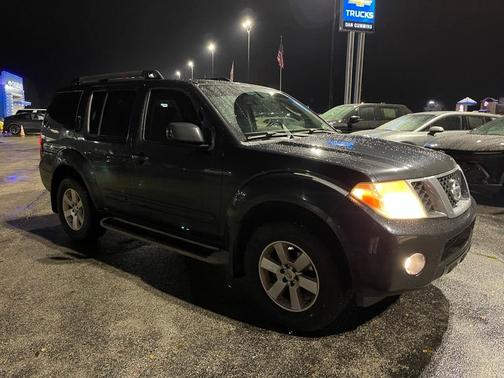 2012 Nissan Pathfinder SV
