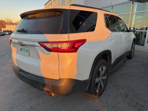2020 Chevrolet Traverse LT Leather
