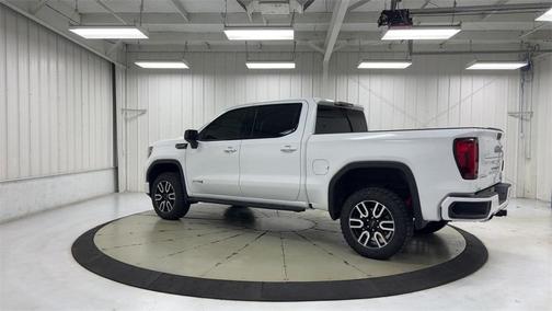 2022 GMC Sierra 1500 Limited AT4