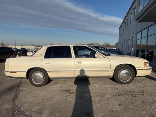 1999 Cadillac DeVille d'Elegance