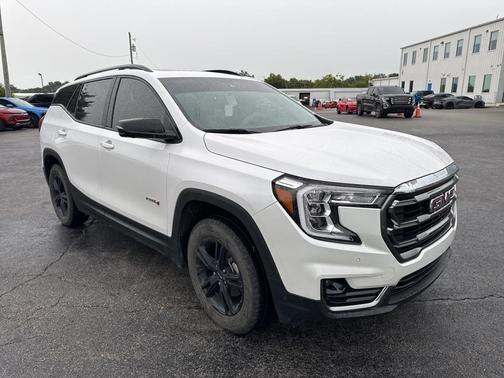 2022 GMC Terrain AT4