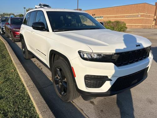 2023 Jeep Grand Cherokee Altitude